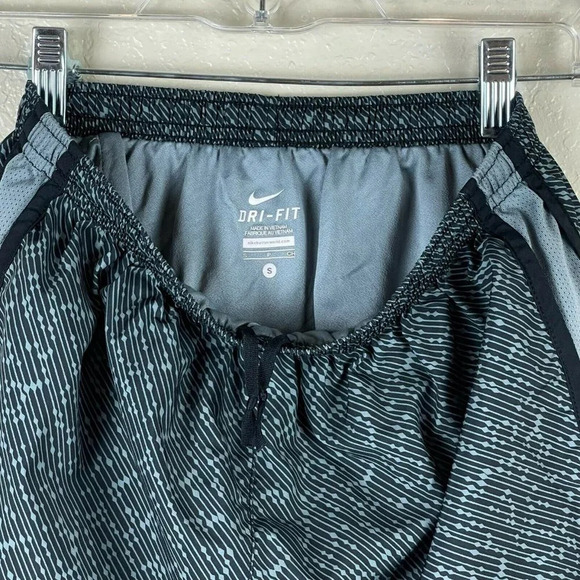 Nike Shorts Women's Sz S Dri-Fit Wide Leg High Rise Drawstring Athletic Gray - Picture 4 of 7